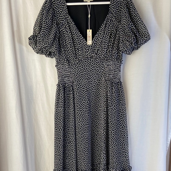 Max Studio Boho Cottage Core Maxi dress NWT - Picture 9 of 15
